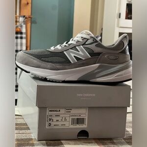 Men Size 9.5 - New Balance 990v6 Made in USA Castlerock